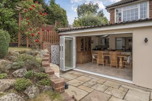 Photo 15- click for photo gallery